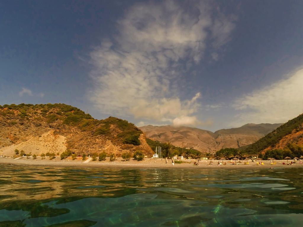 Апартаменты Korakas Beach Родакинон Экстерьер фото